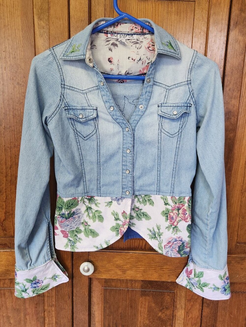 Upcycled Fitted Denim Chambray Lightweight Jean Jacket / Shirt Blue Floral Sz S